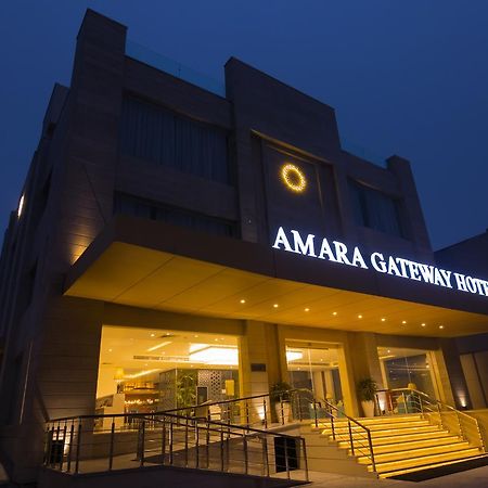 Amara Gateway Hotel Moradabad Exterior photo