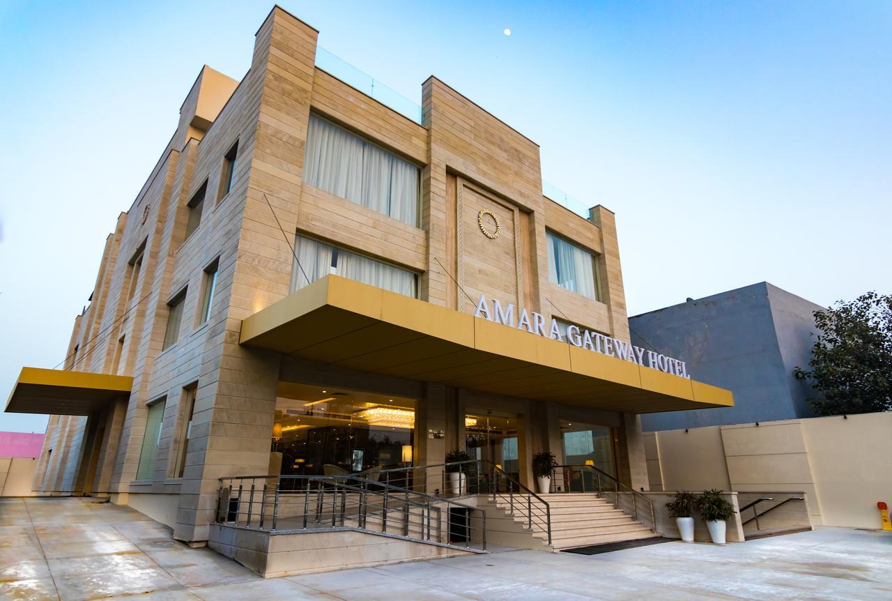 Amara Gateway Hotel Moradabad Exterior photo